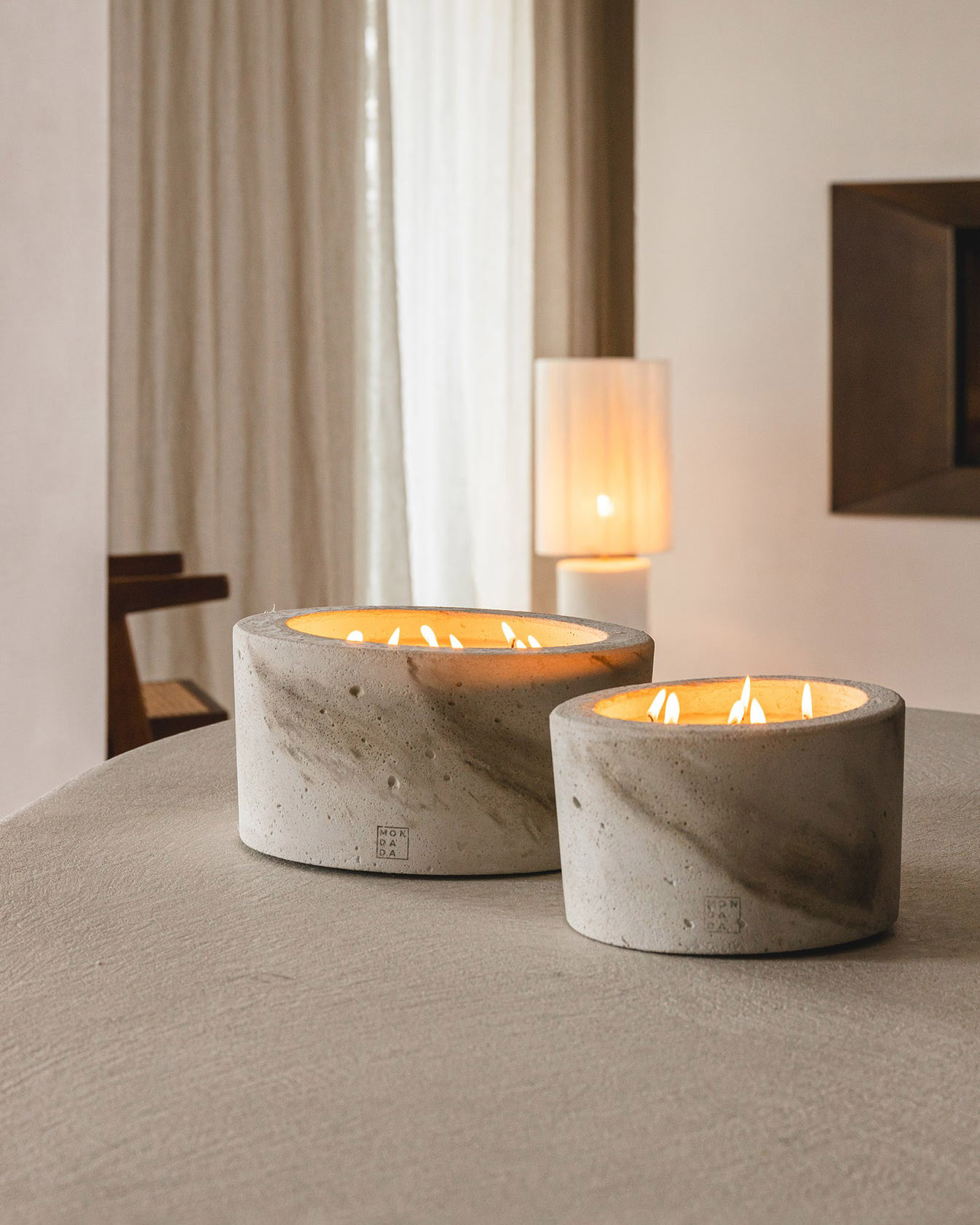 Mondada_Scented_Indoor_Candle_Large_Ecru_2