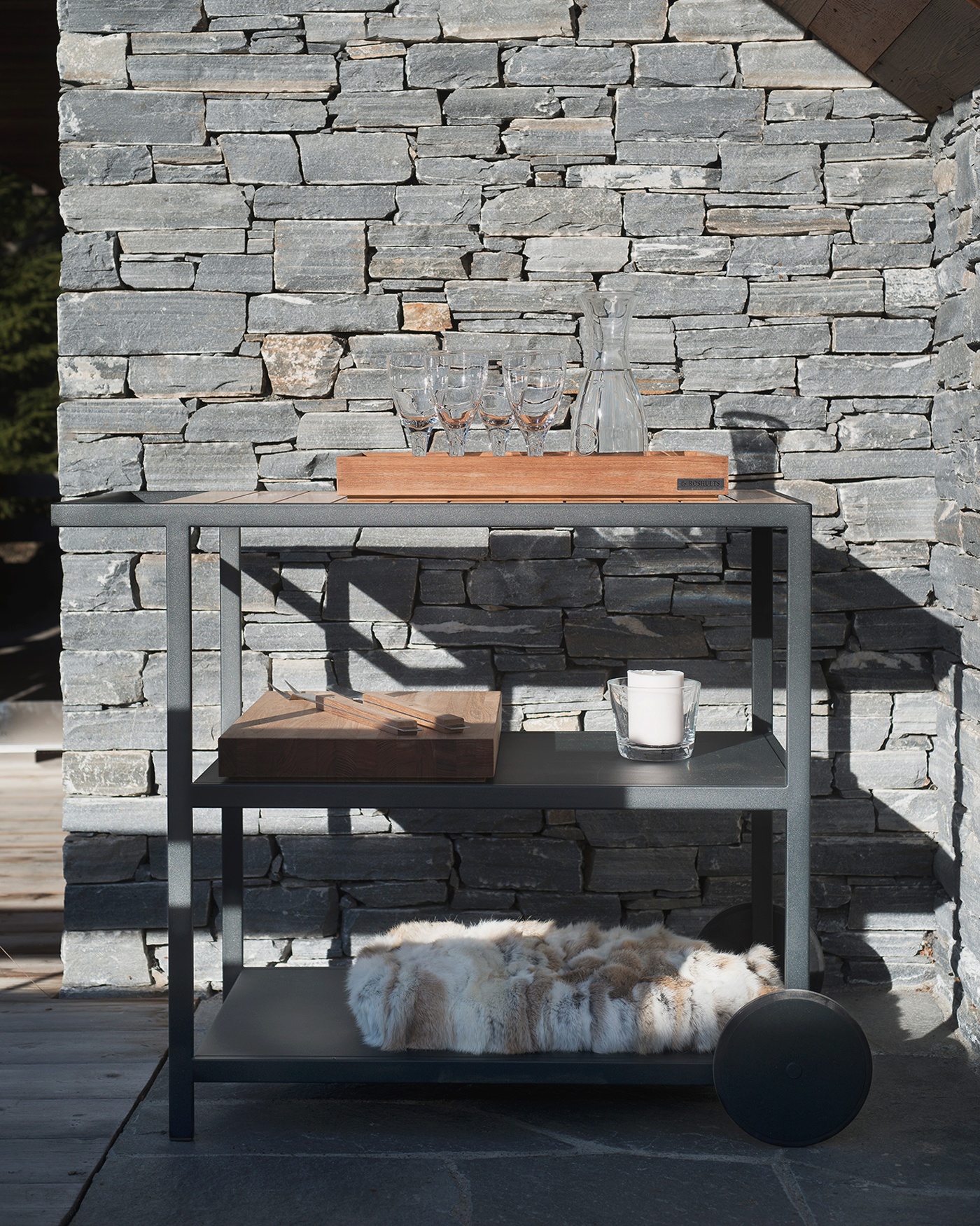 Roshults_Gardentrolley-antracite_2