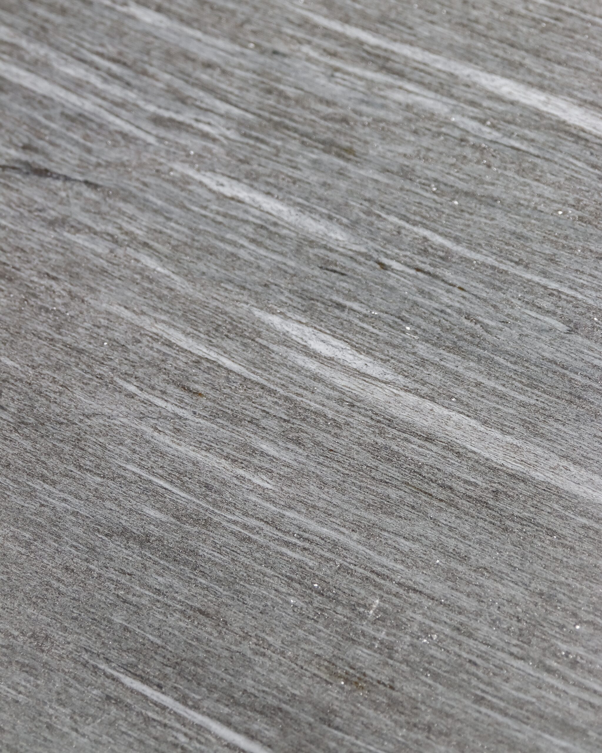 Stone_facade_outdoor_floorwall_Vals_veined_detail