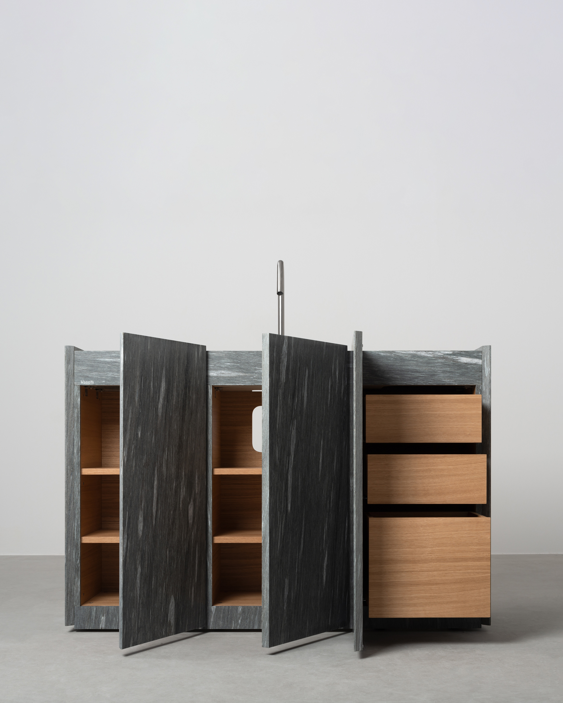 Vaselli_Bathroom Vanity Unti - Vals Stone_DAD4654