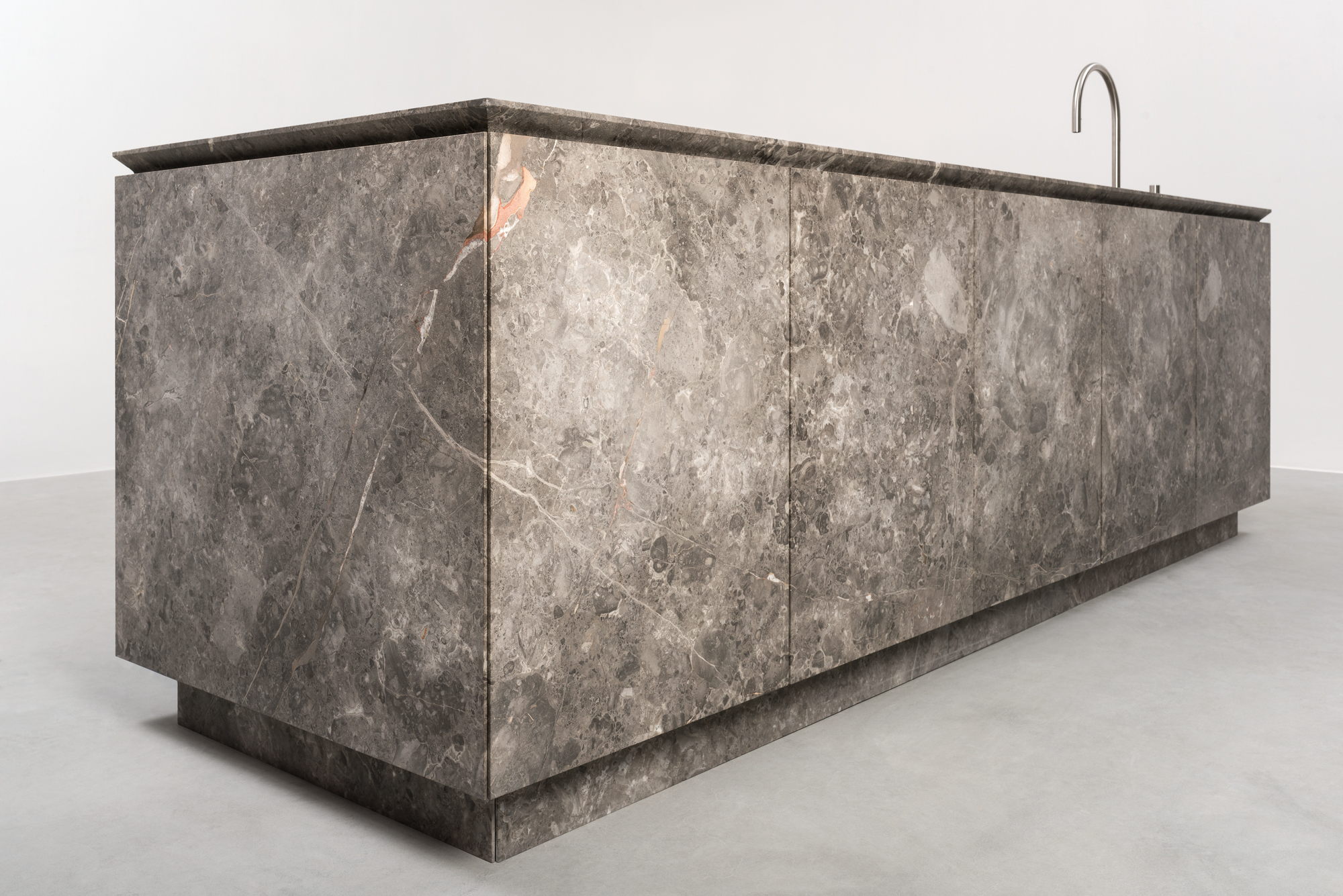 Vaselli_OCO-Kitchen_Grigio-Billiemi_DAD7381