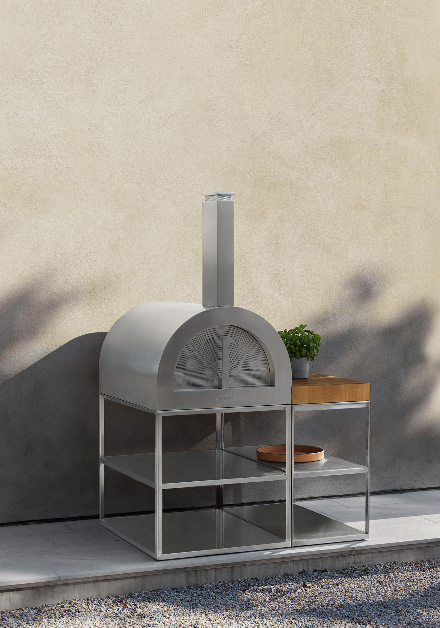 Roshults-Outdoor-Kitchen_10412-02-LowRes
